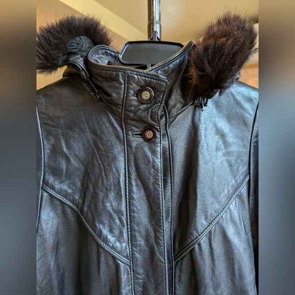 Vintage Leather Trench - Picture 4 of 6